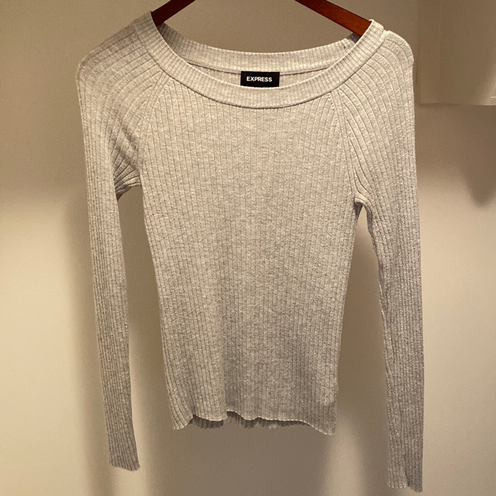 express long sleeve tee | size small